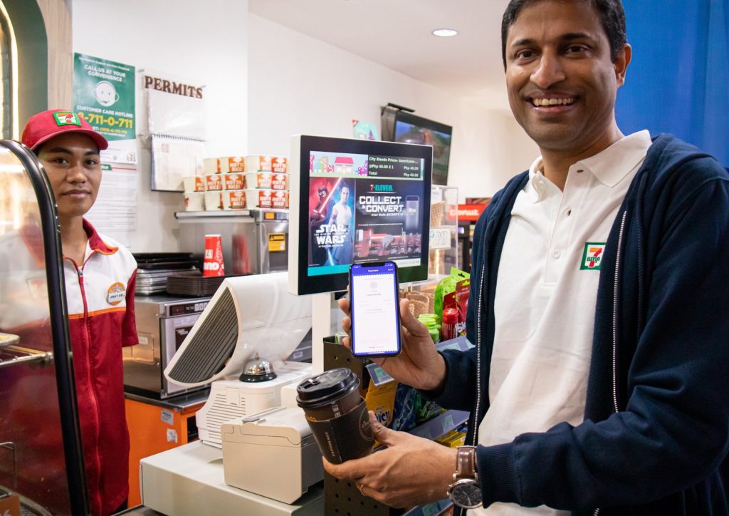 Guide On How To Pay GCash In 711 Stores Scan to Pay with GCash 02 1 1024x724 1